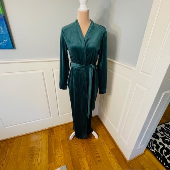 Elegant Green Women's Robe - Picture 3 of 12